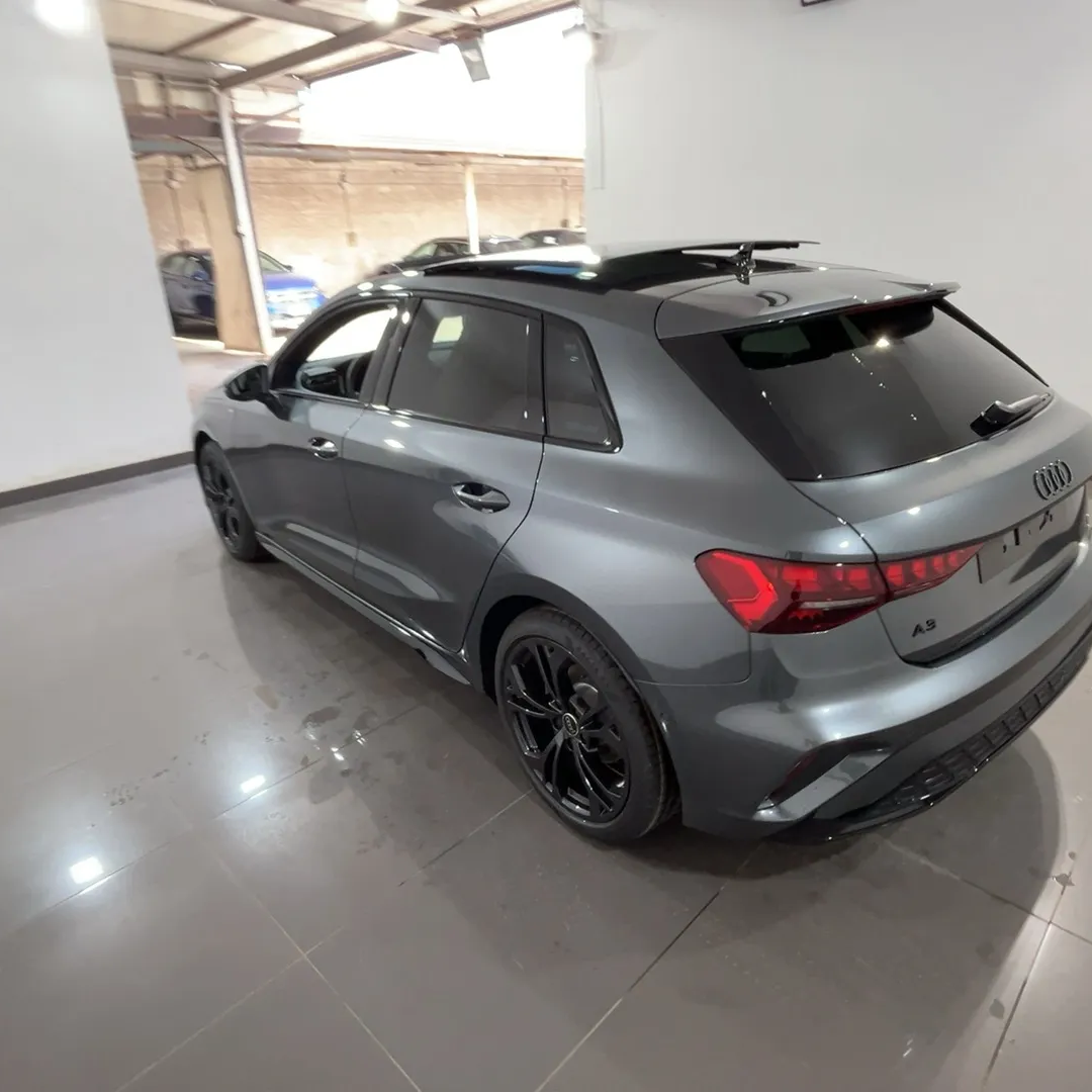 Audi - A3 Sportback S line