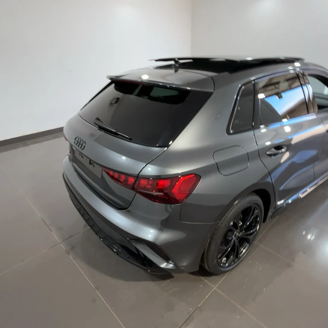 Audi - A3 Sportback S line