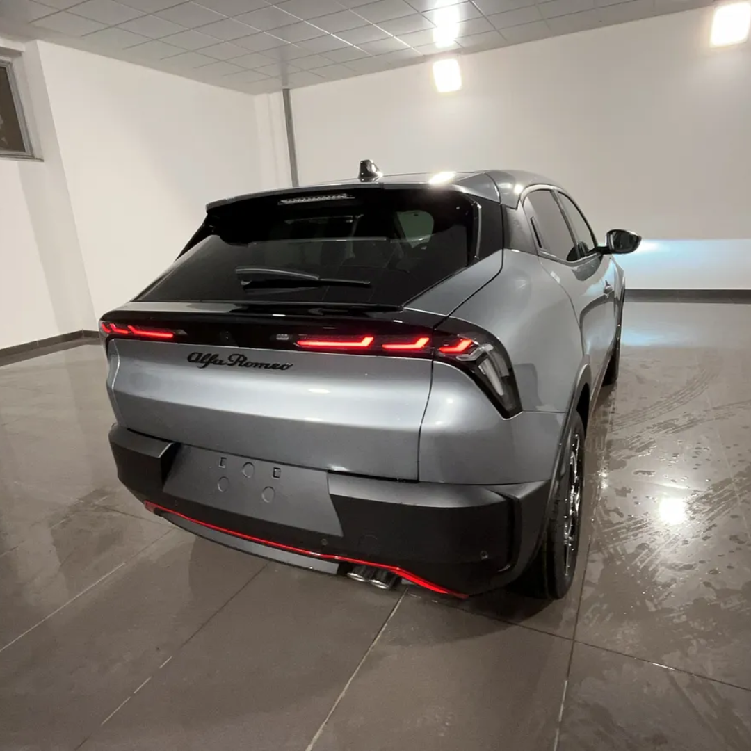 Alfa Romeo - Junior ibrida Speciale