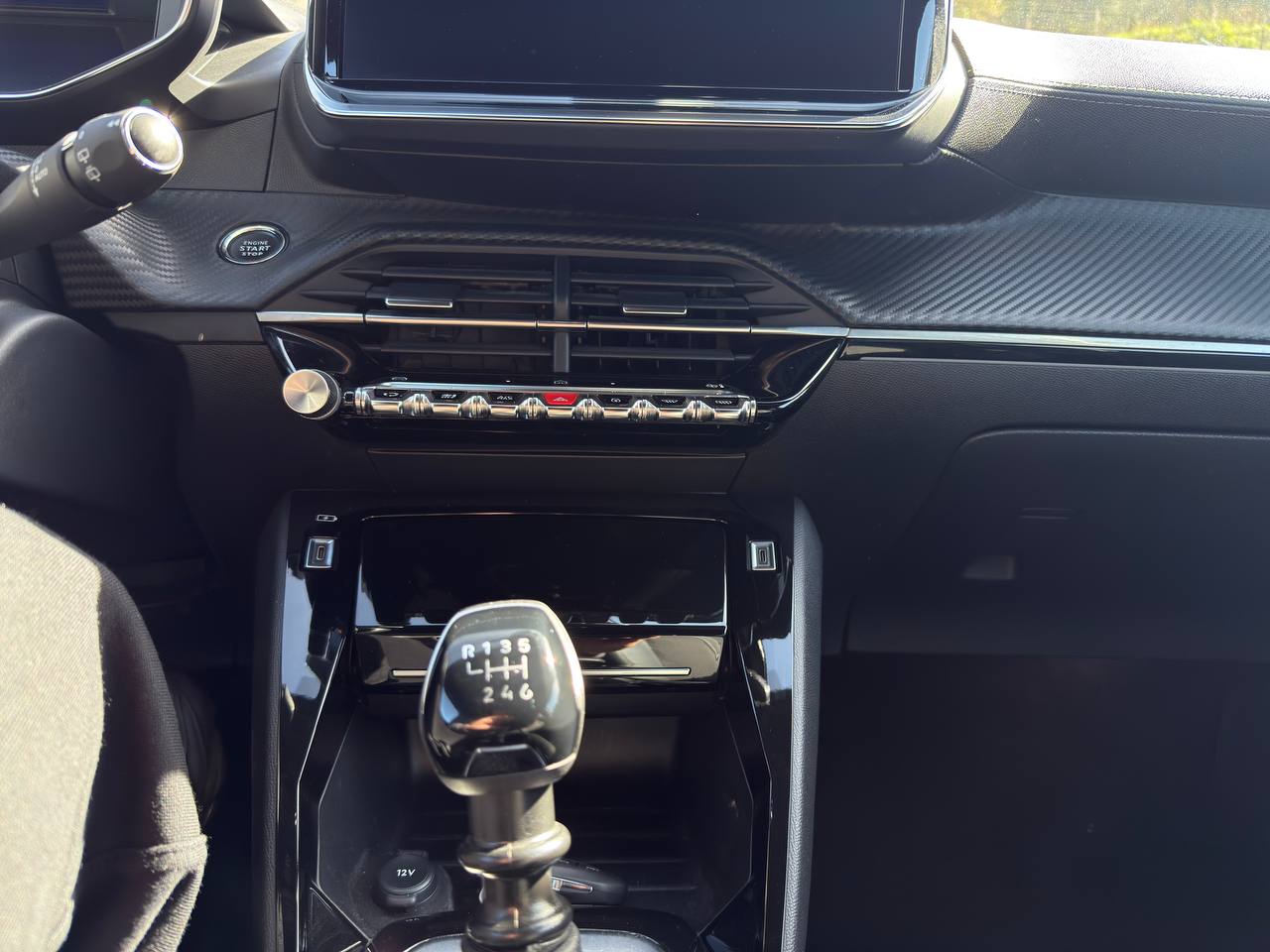Peugeot - 208 GT