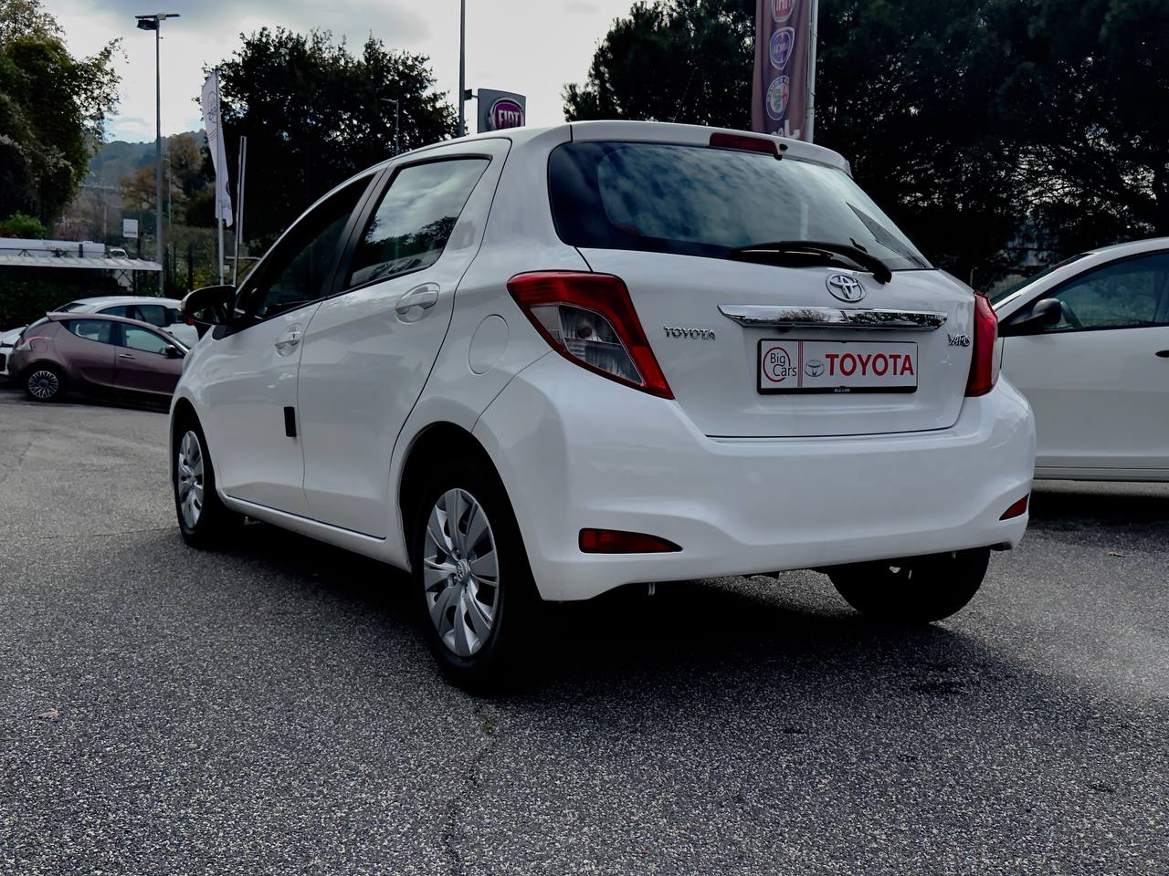 Toyota - Yaris Active