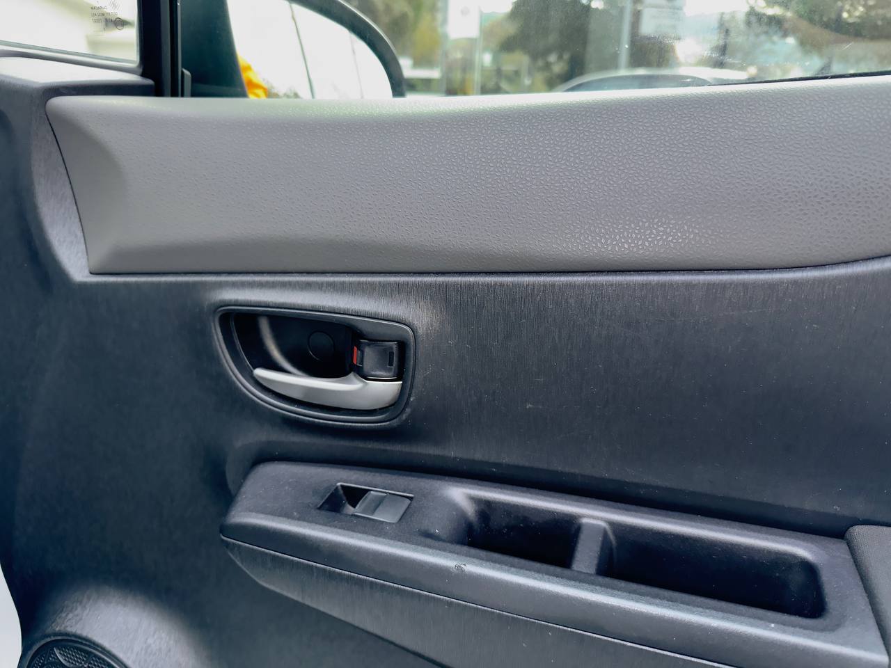 Toyota - Yaris Active