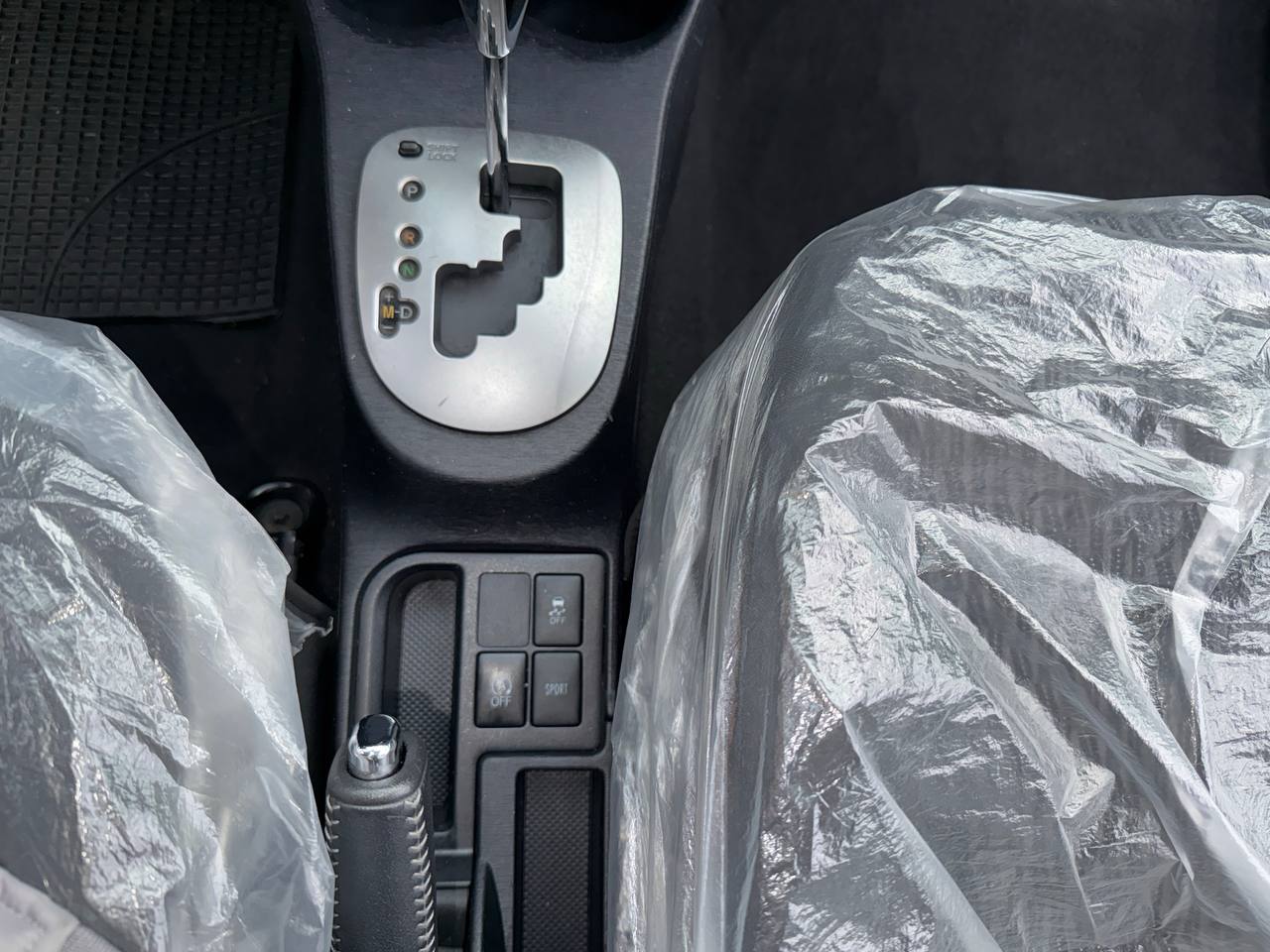 Toyota - Yaris Active