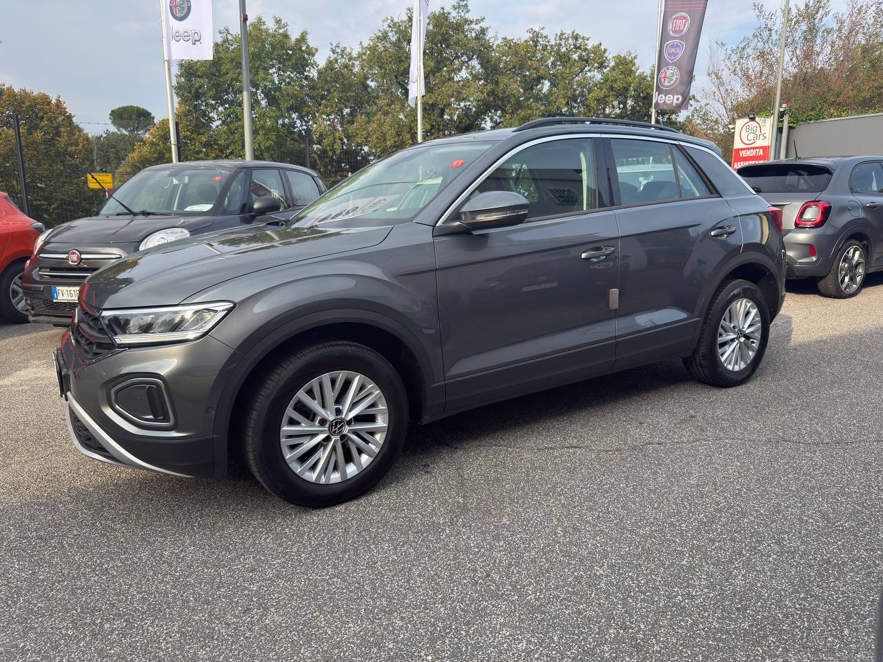 Volkswagen - T-Roc