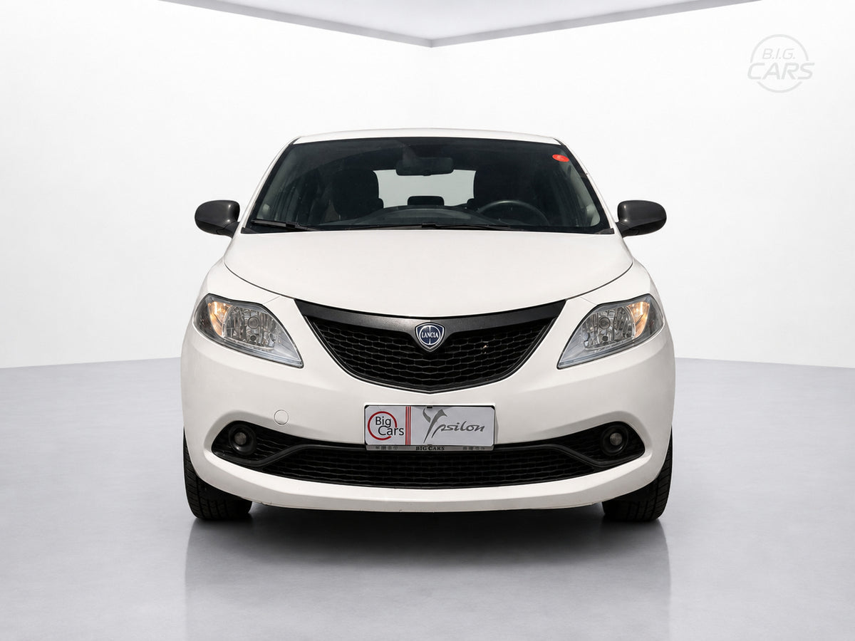 Lancia Ypsilon SILVER