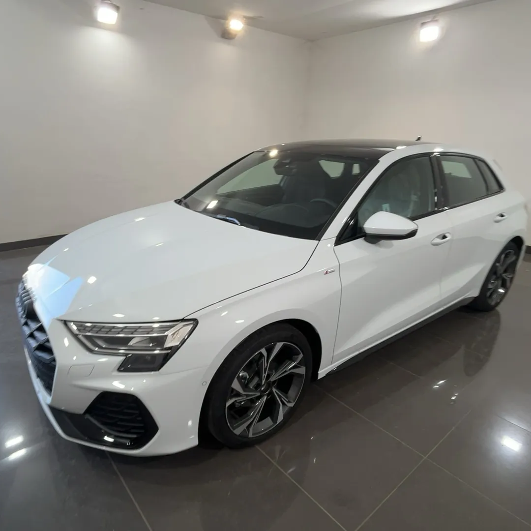 Audi - A3 Sportback S line