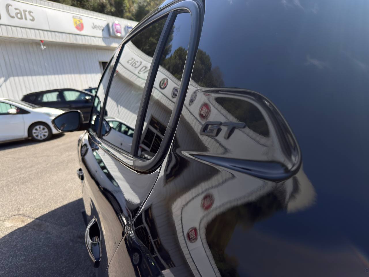 Peugeot - 208 GT