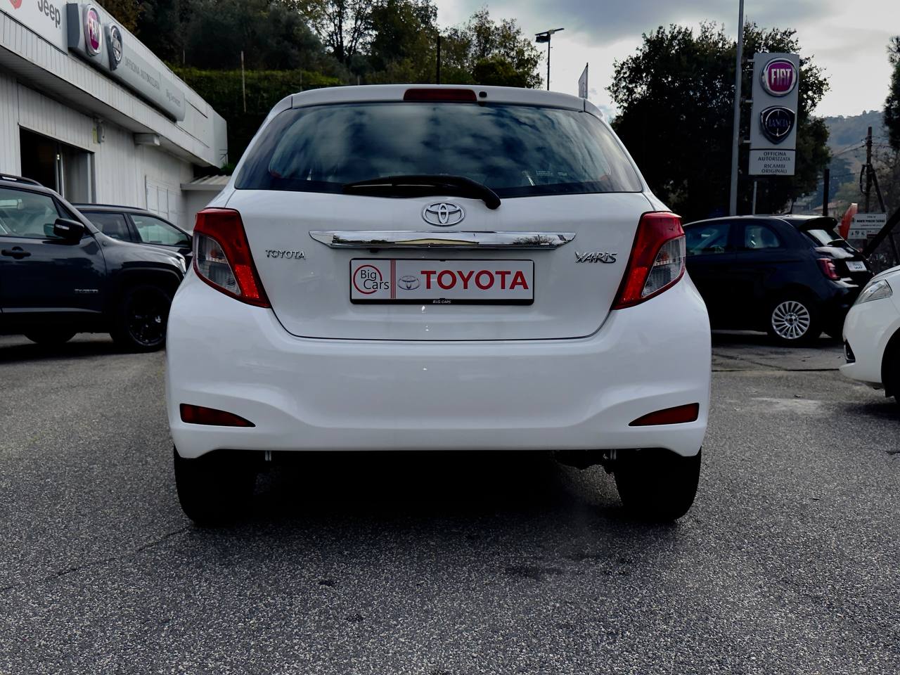 Toyota - Yaris Active