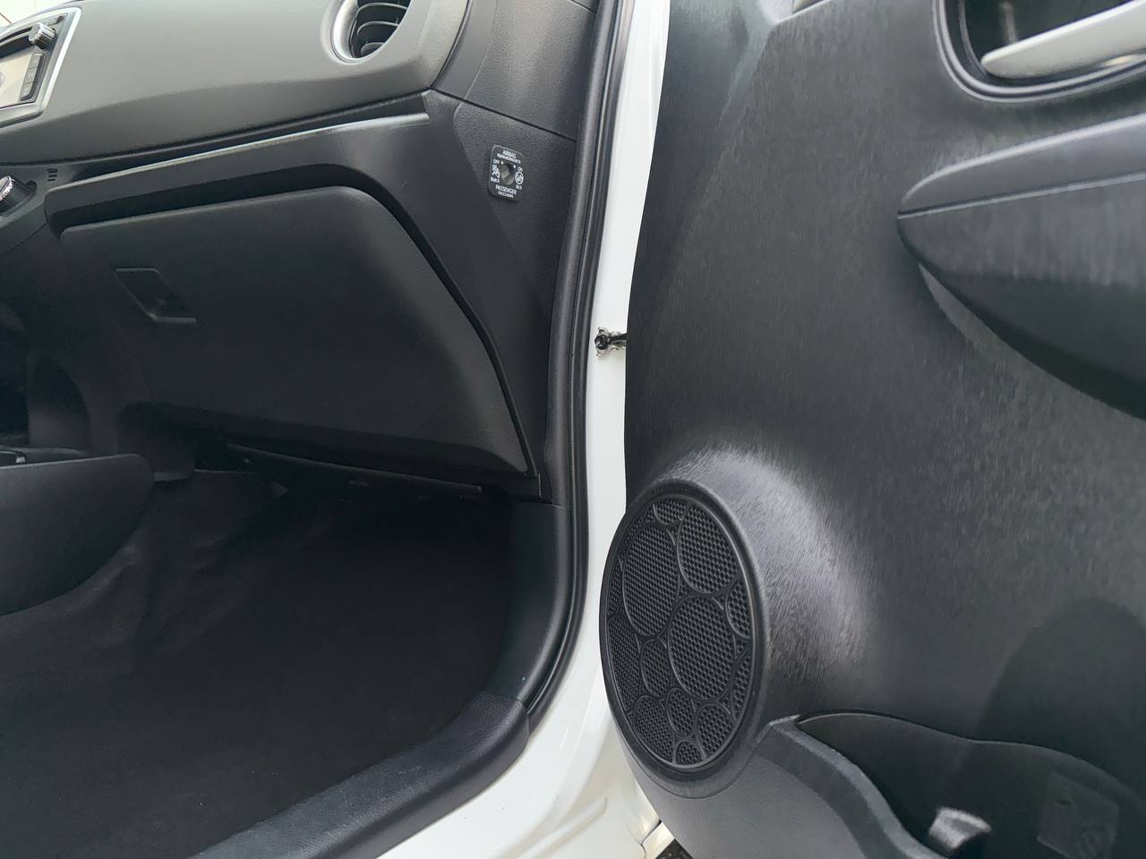 Toyota - Yaris Active