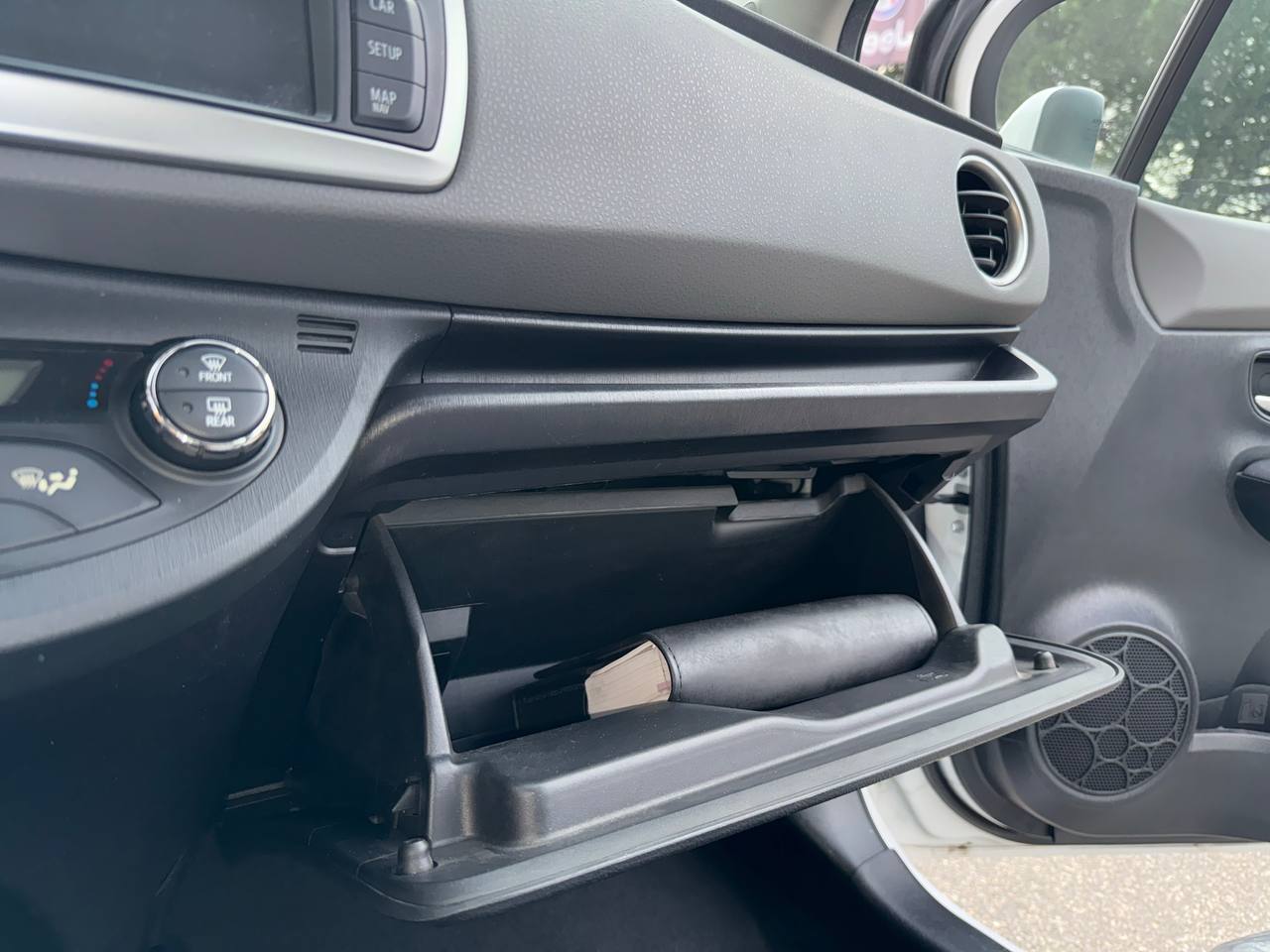Toyota - Yaris Active