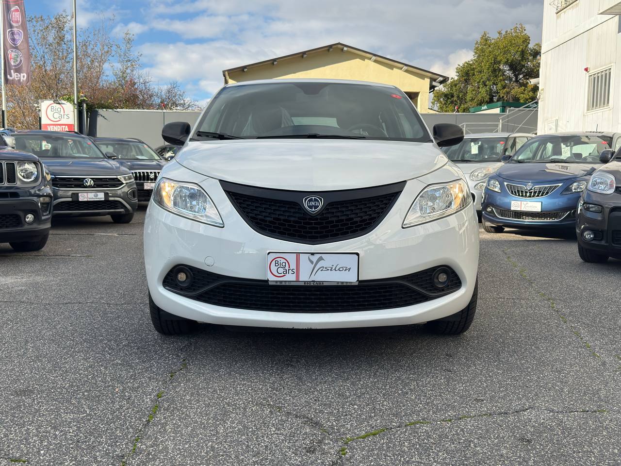 Lancia - Ypsilon SILVER