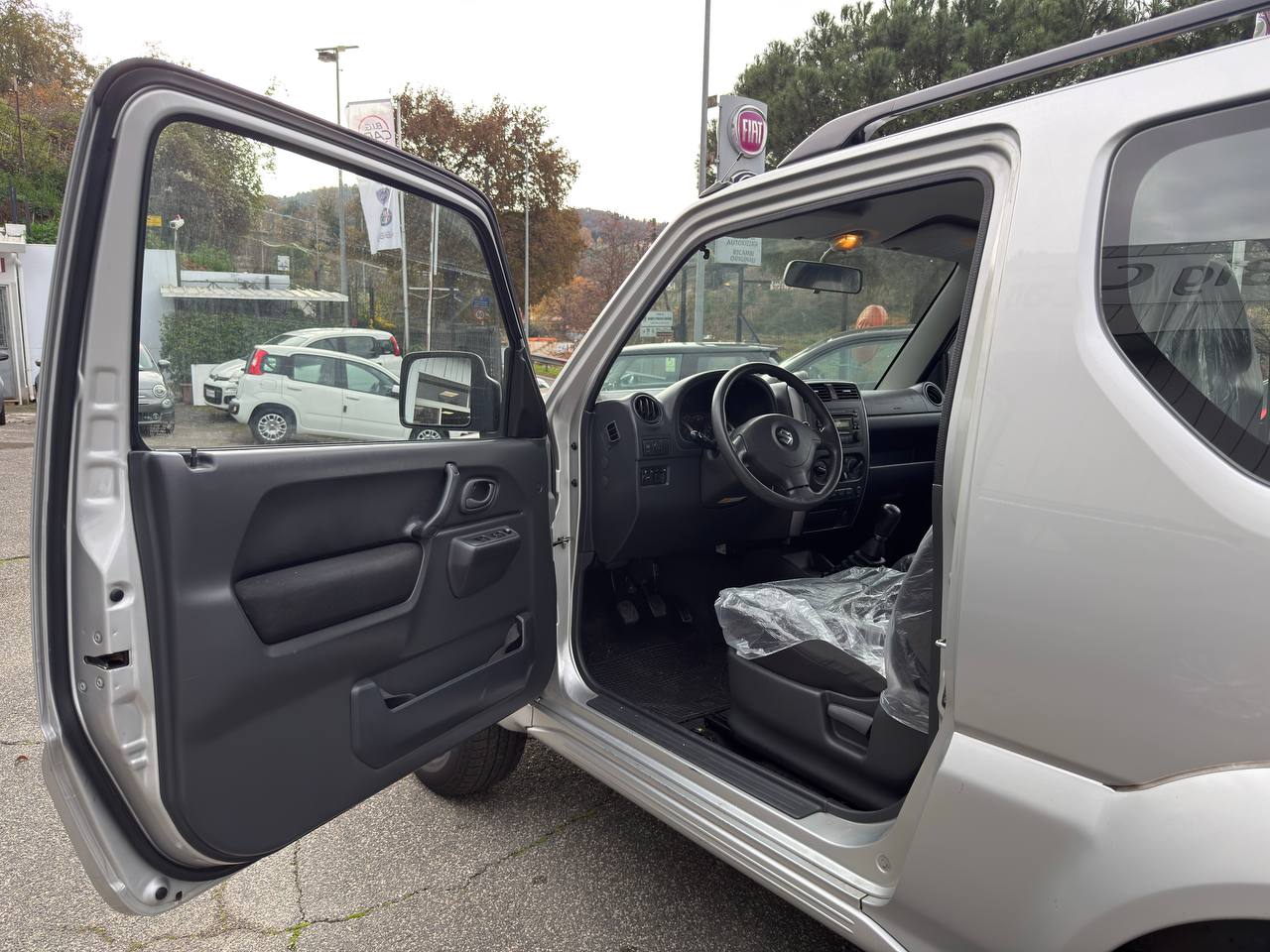 Suzuki - Jimny 4X4 JLX
