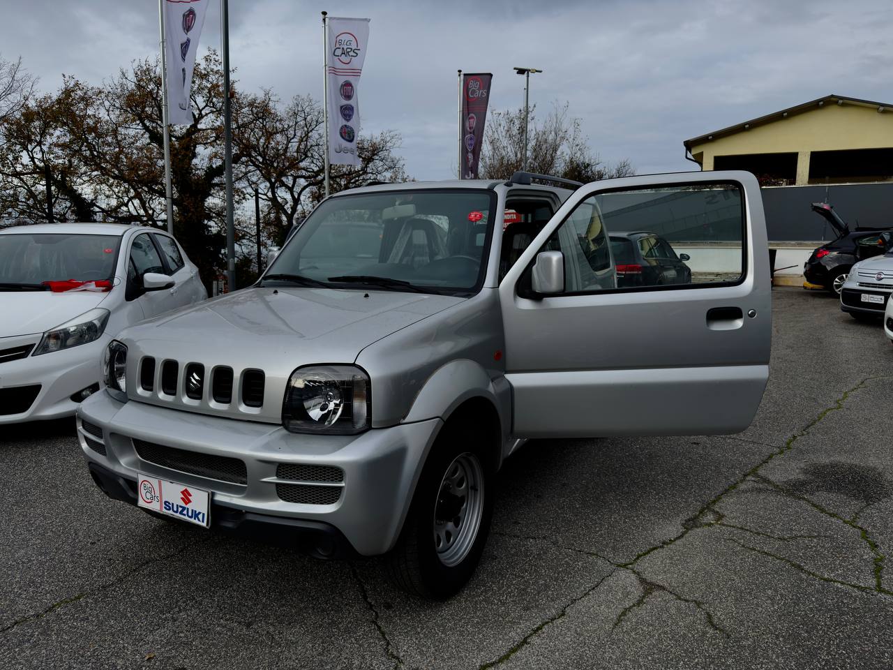 Suzuki - Jimny 4X4 JLX