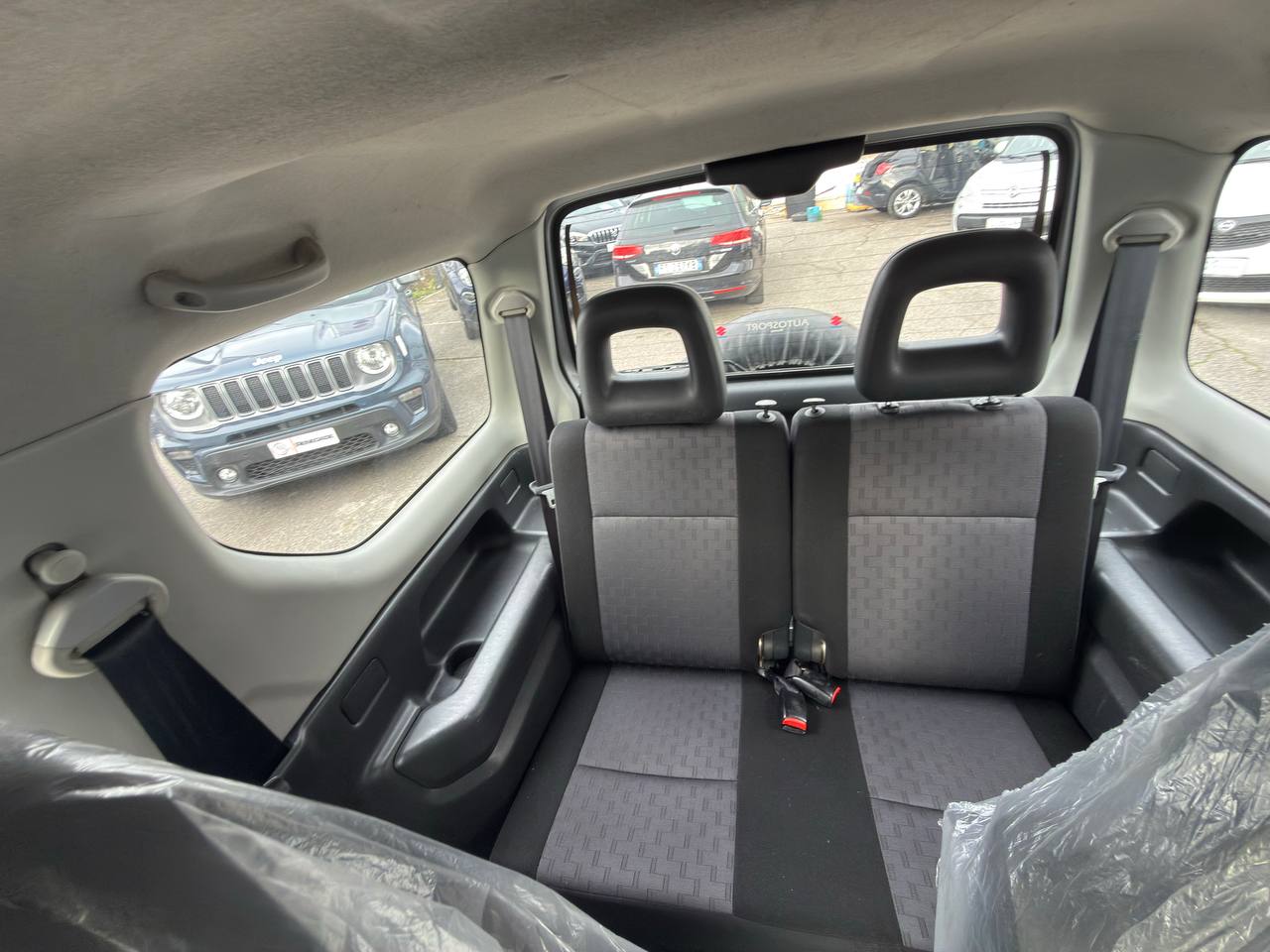 Suzuki - Jimny 4X4 JLX