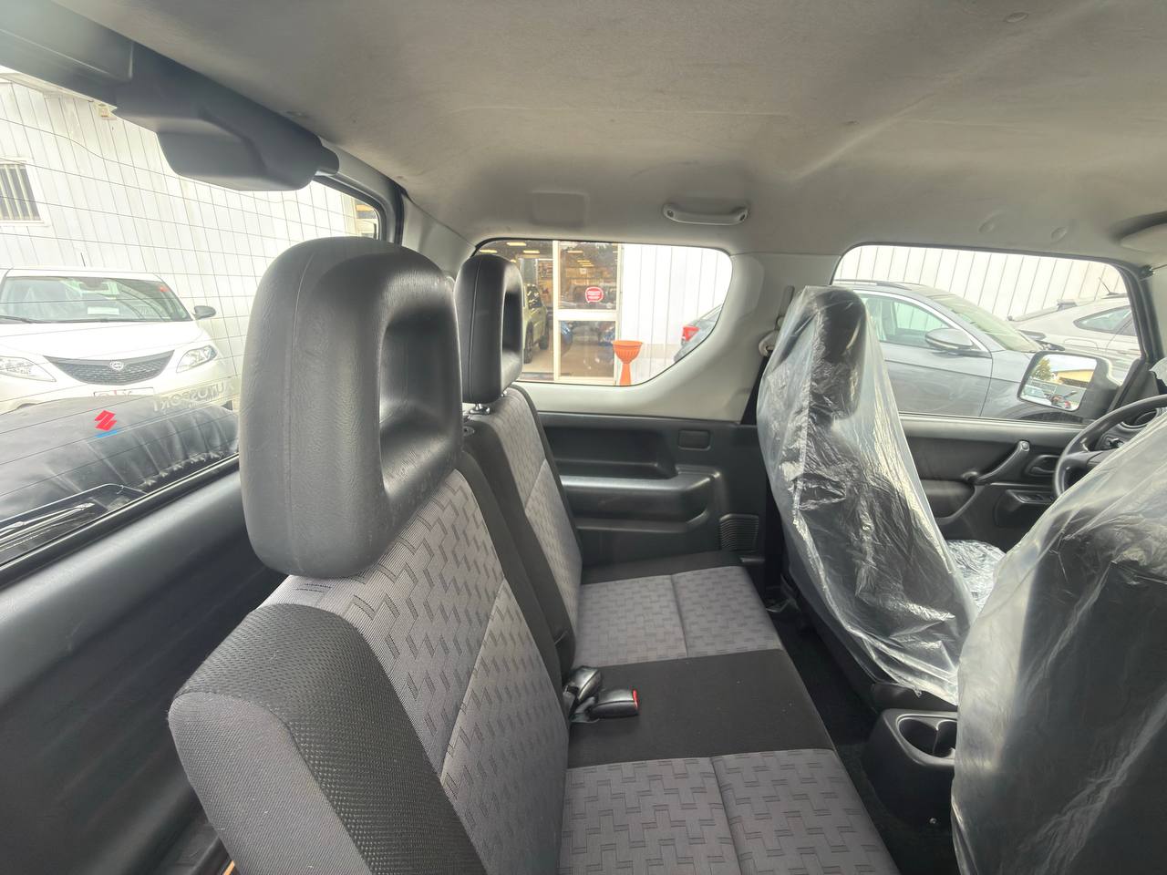 Suzuki - Jimny 4X4 JLX
