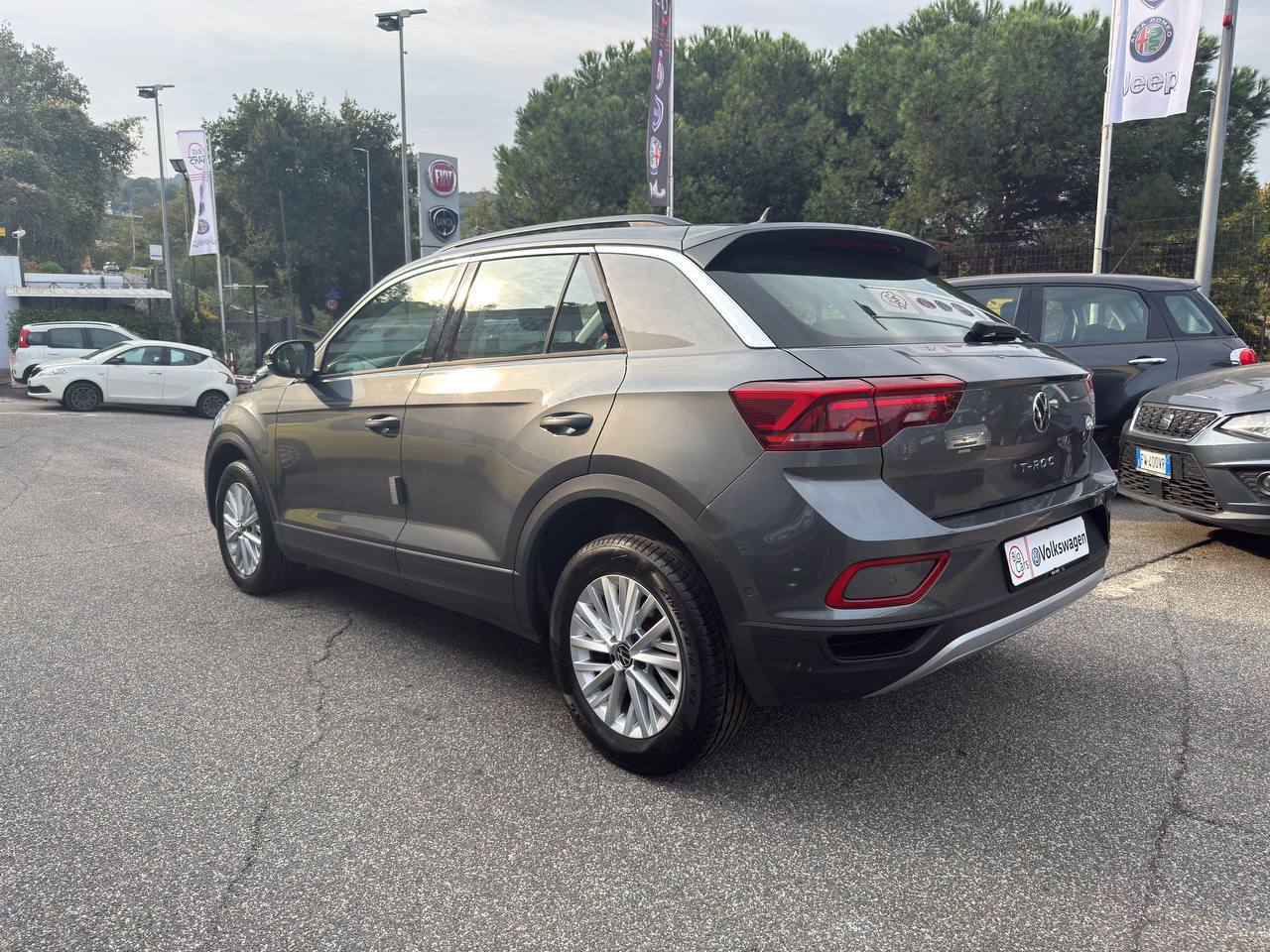 Volkswagen - T-Roc