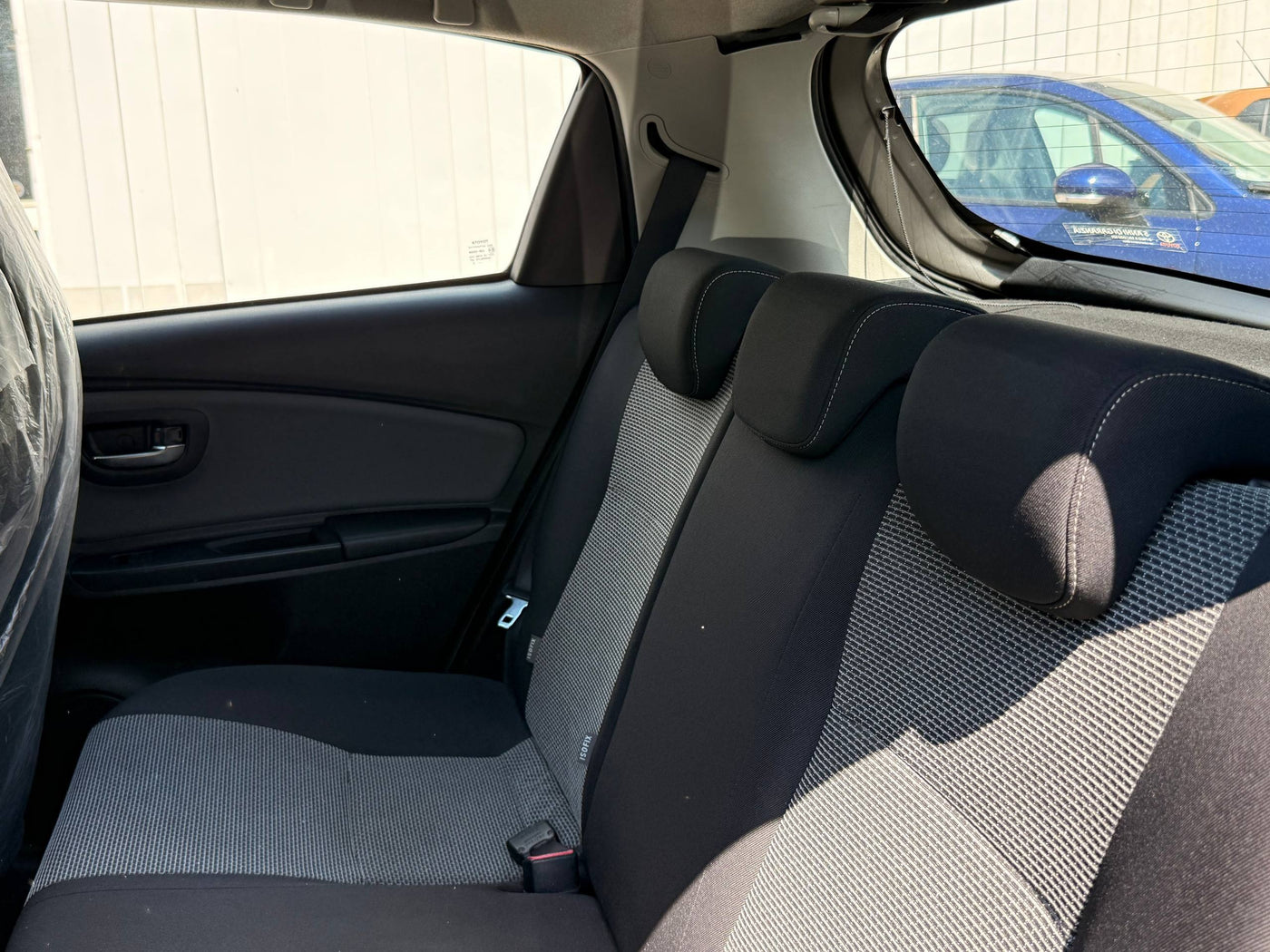 TOYOTA YARIS HYBRID ACTIVE
