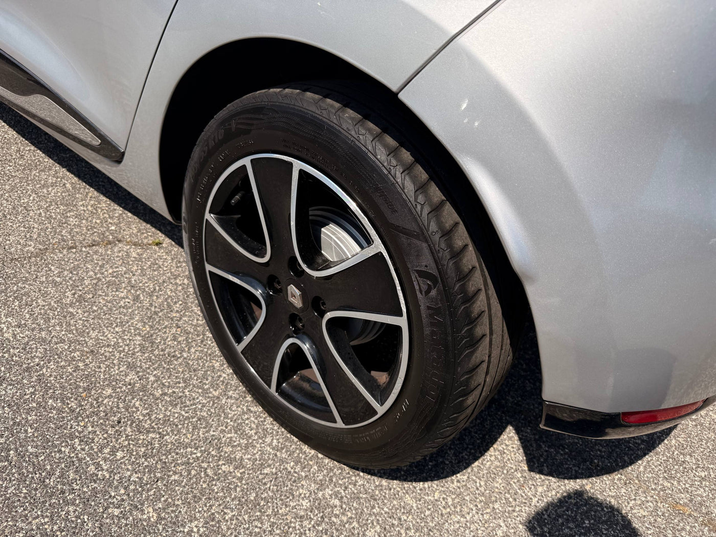 RENAULT CLIO 1.5 DCI DUEL