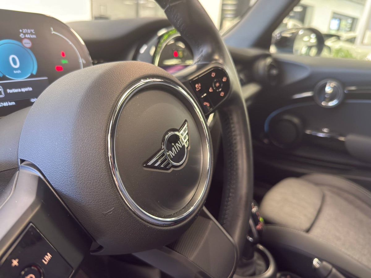 MINI COOPER 1.5 BUSINESS 3P