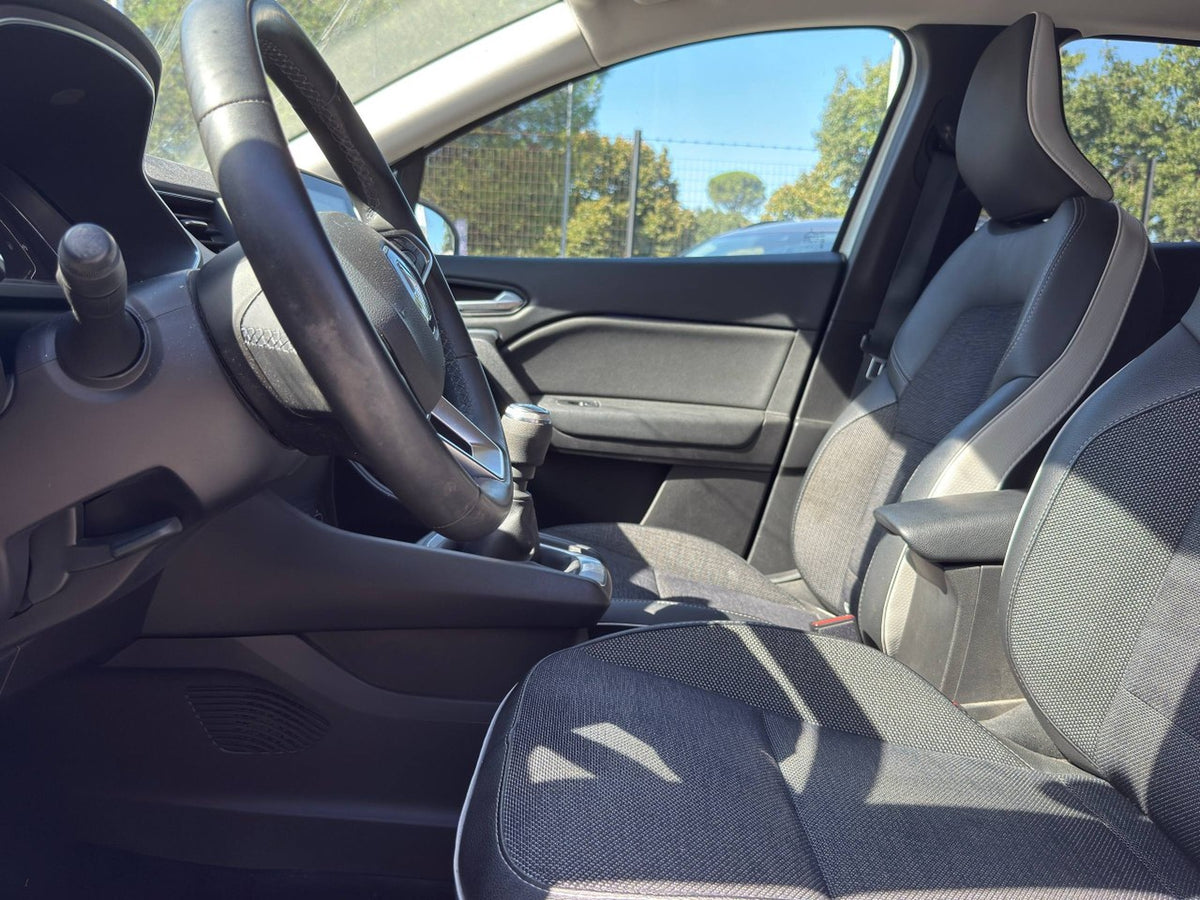 Renault Captur TCe 100 CV TECHNO