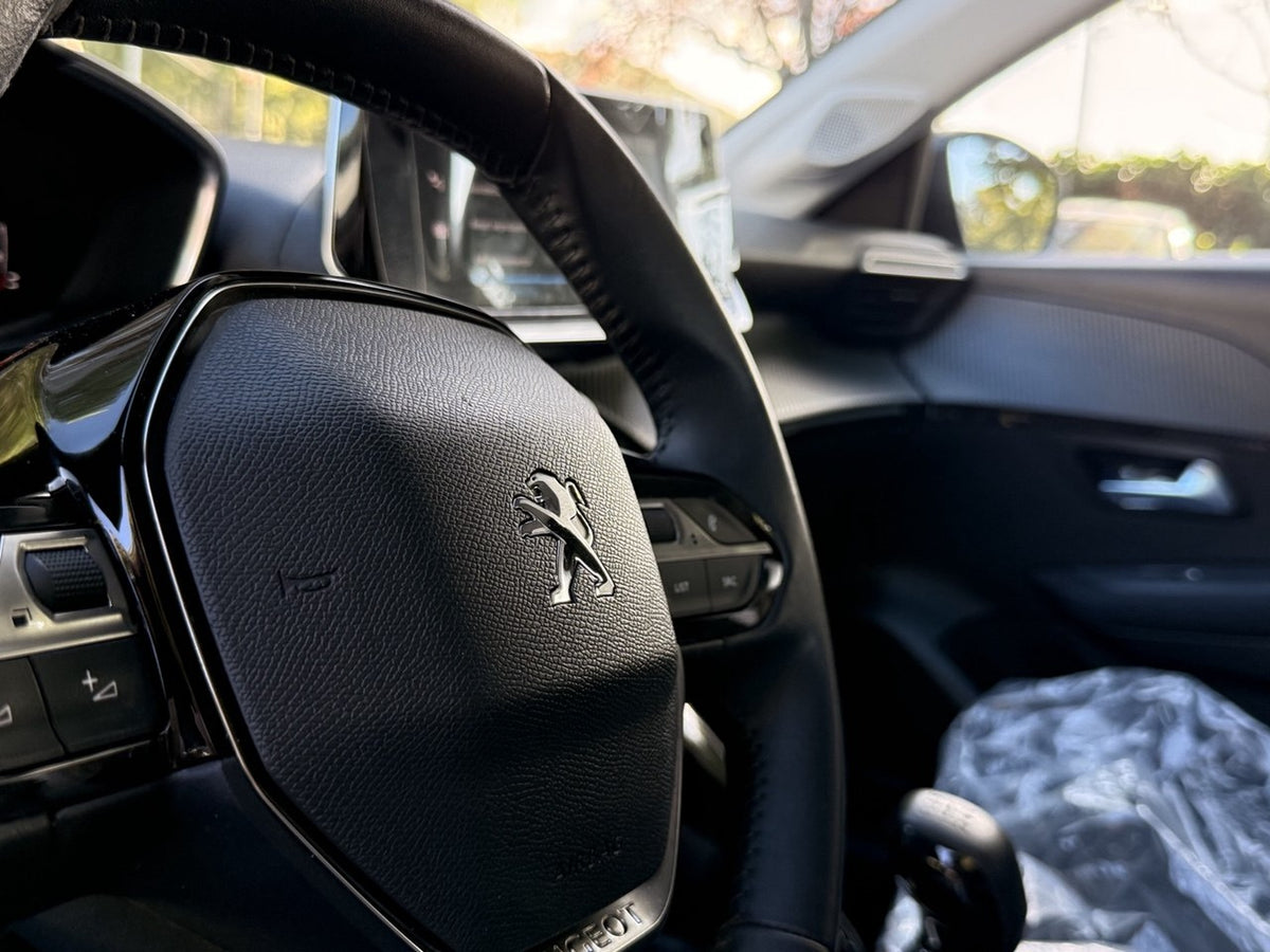 Peugeot 208 PureTech ACTIVE PACK ACTIVE