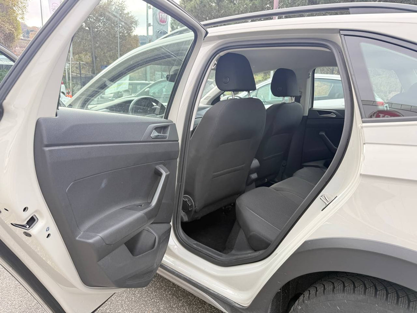 VOLKSWAGEN TAIGO LIFE