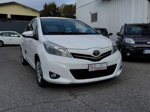 Toyota - Yaris Active